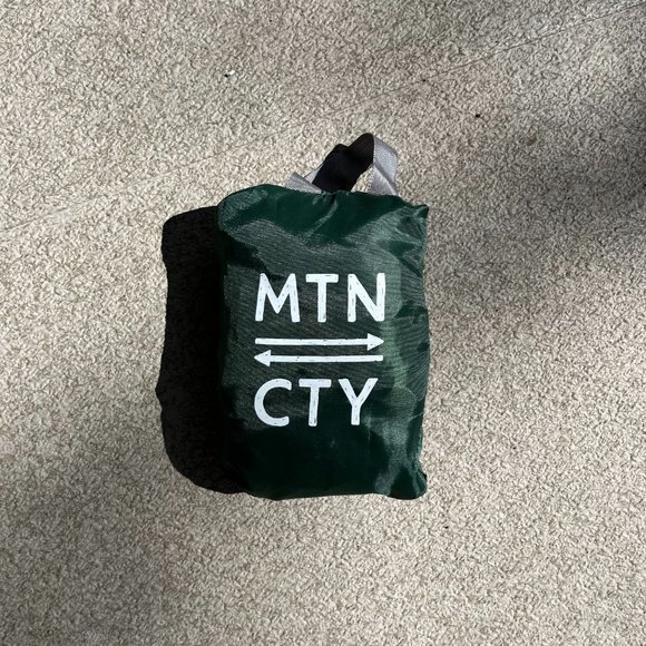 green packable coala tree mtn cty duffle bag - Picture 5 of 6